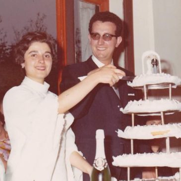 Nozze d’oro a Guardia Sanframondi: Vincenzo Di Crosta e Rosina Blandino festeggiano 50 anni di matrimonio