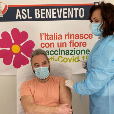 Cusano Mutri, il Sindaco Maturo riceve la sua prima dose vaccinale