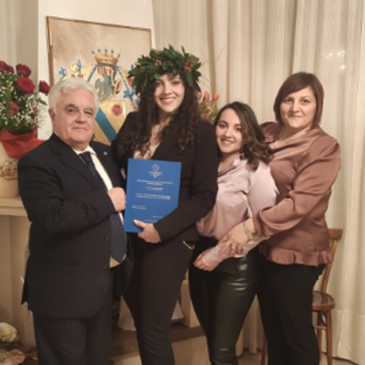 Laurea di Maria Teresa G. F. Sordillo: “Politica e istituzioni nel Regno delle Due Sicilie…”