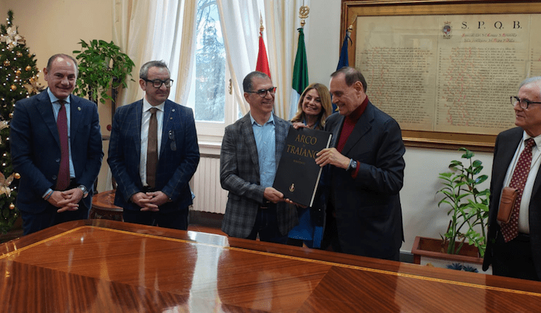 Premio Eccellenze sannite Lions club Benevento Host per il professor Catalano