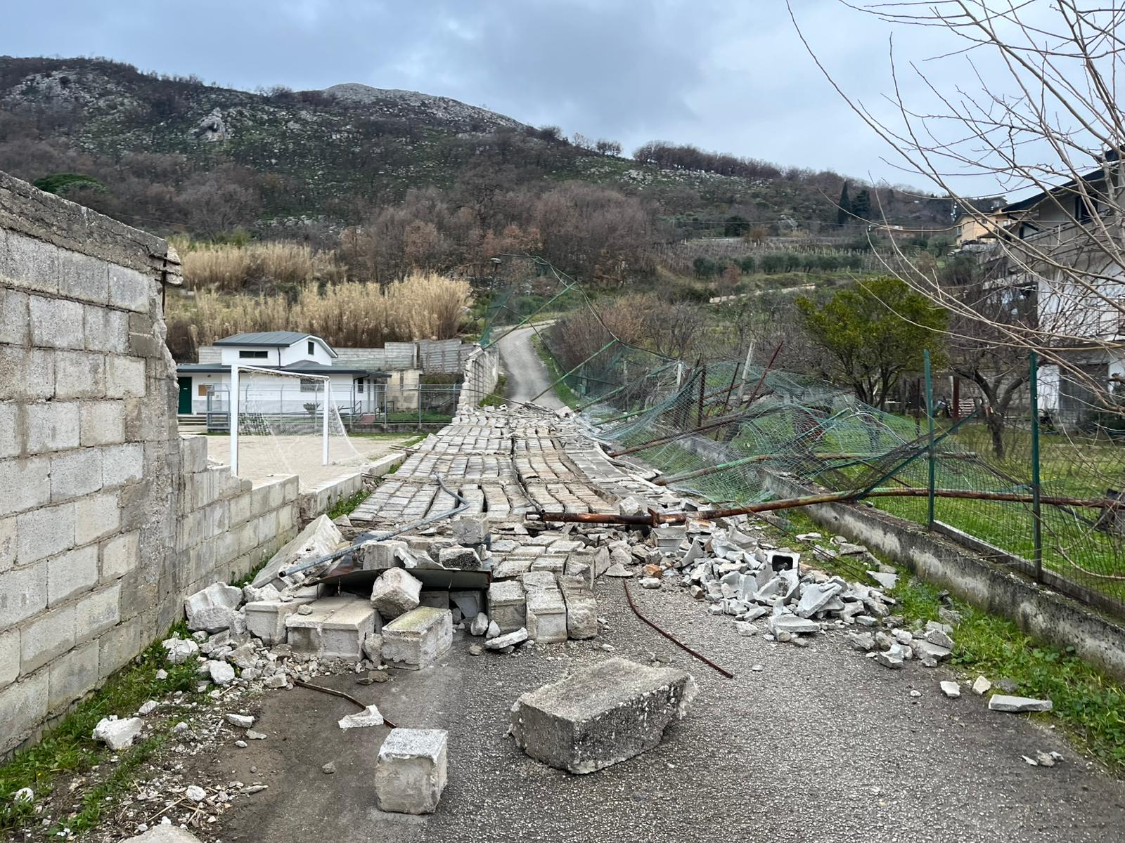 Crollo del muro del campo a sportivo, il rammarico di Rinnovamento Guardiese